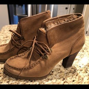 Tan suede fur bootie